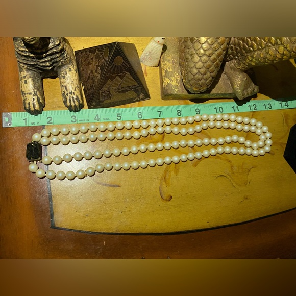 Vintage double strand faux pearls necklace - Picture 8 of 13